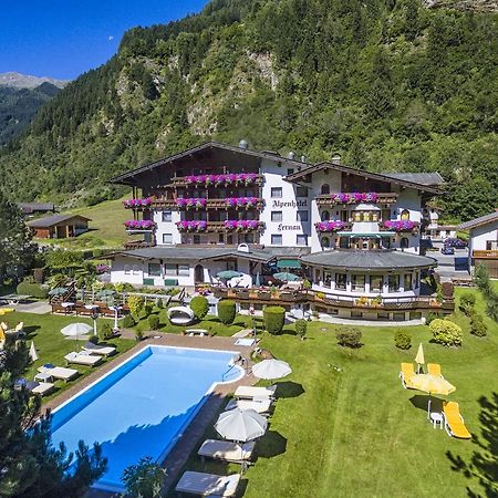 Alpenhotel Fernau Нойщифт им Щубайтал Екстериор снимка