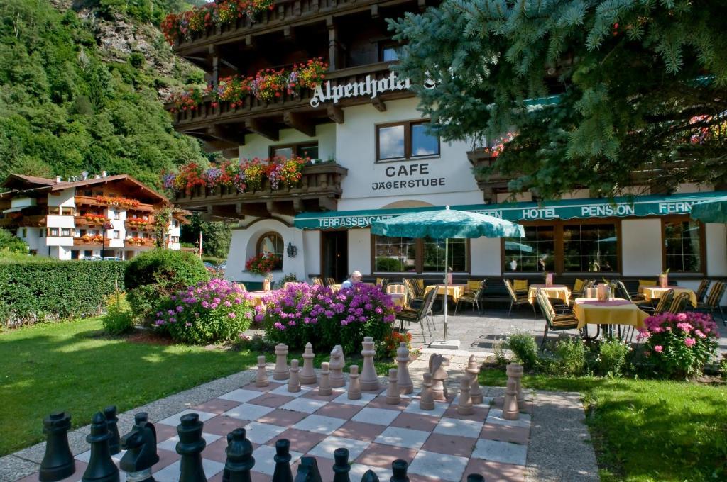 Alpenhotel Fernau Нойщифт им Щубайтал Екстериор снимка