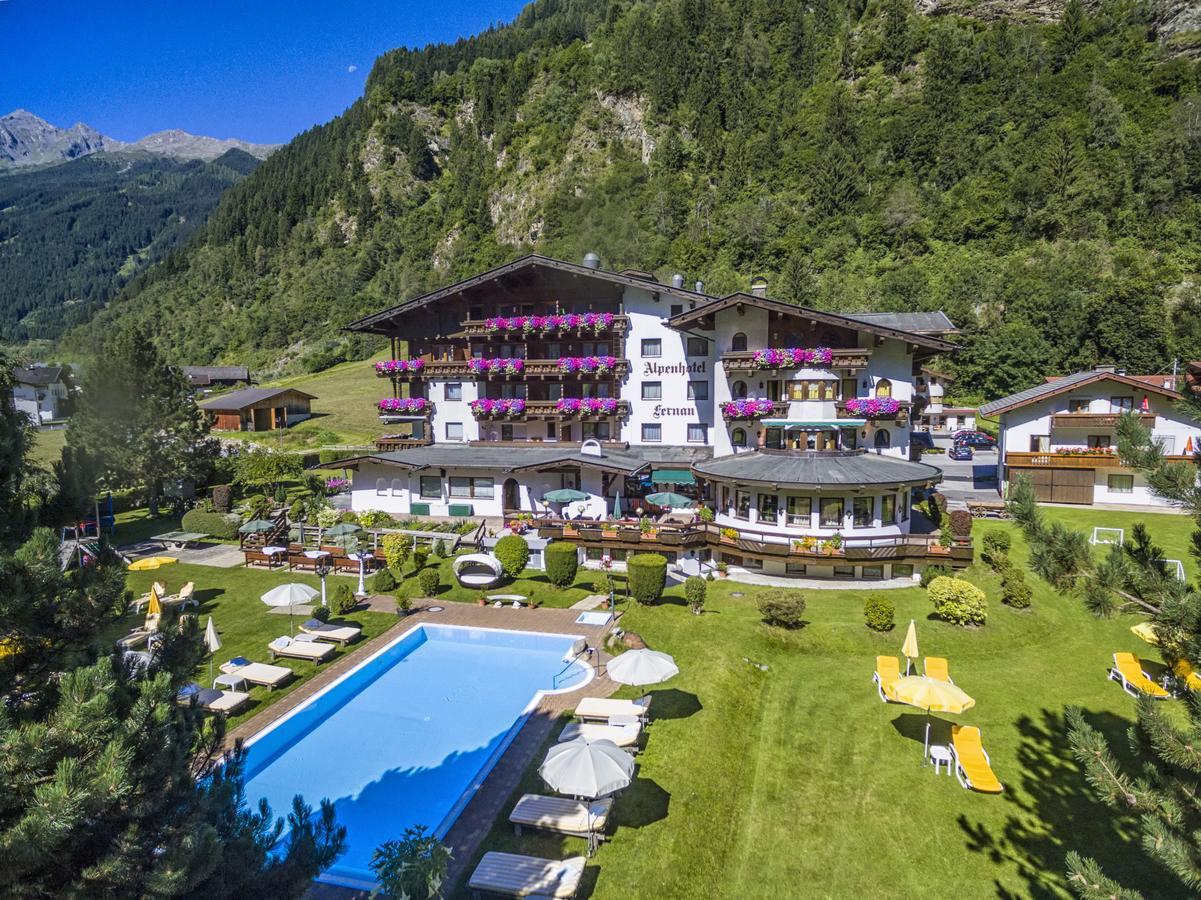 Alpenhotel Fernau Нойщифт им Щубайтал Екстериор снимка